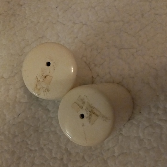 Armadillo Cafe Houston Texas Salt and Pepper Shaker Set Vintage Retro Car - Picture 5 of 6